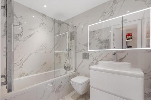 1 bedroom flat for sale, Chapelier House, Eastfields Avenue, London