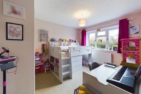 2 Combrook Close, Abbeymead, Gloucester, GL4 5UN
