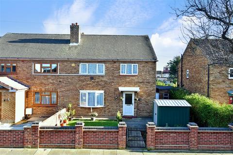 13 Burwood Gardens, Rainham, RM13 8JS