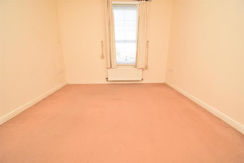 3 Maple Apt-b1 (2).JPG