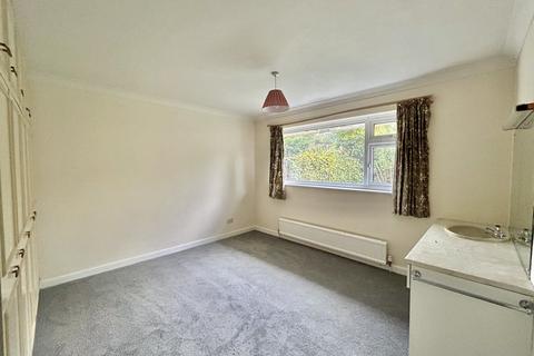 12 Bracken Edge, West Quantoxhead, Taunton, TA4 4DH