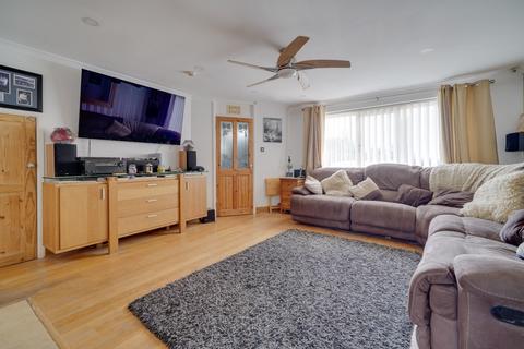 3 bedroom terraced house for sale - The Causeway, Bassingbourn, Royston, Cambridgeshire, SG8