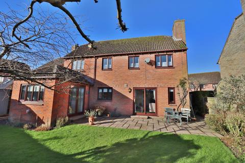 4 bedroom detached house for sale, Copyhold, Great Bedwyn, SN8 3YR