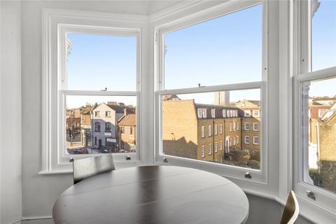 14 Stapleton Hall Road, London, N4 3QD