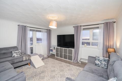 1d Drumclair Place, Airdrie, ML6 7AP