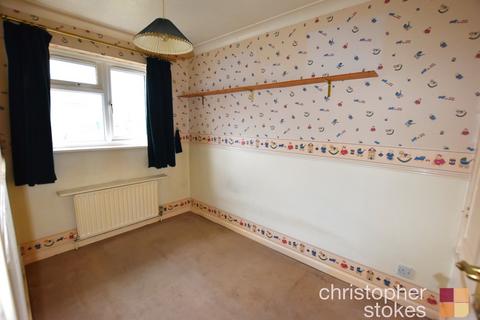 39 Foxes Drive, Waltham Cross, EN7 6HG