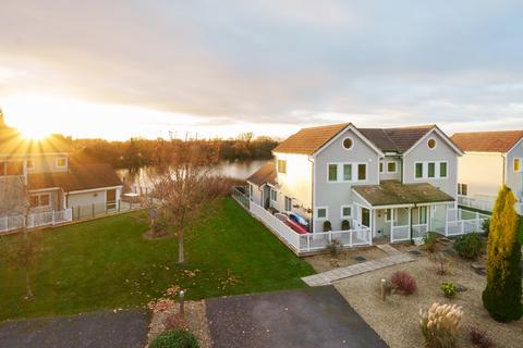 4 bedroom semi-detached house for sale, The Landings, South Cerney
