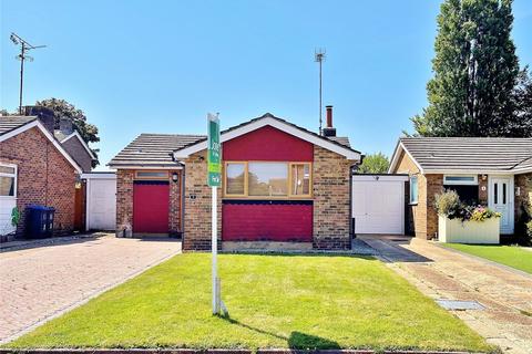 2 bedroom bungalow for sale, Kithurst Crescent, Goring-by-Sea, Worthing, West Sussex, BN12