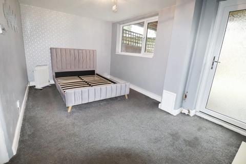 23 Regent Square, Belvedere, DA17 6EP