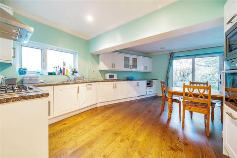 30 Vallis Way, London, W13 0DD