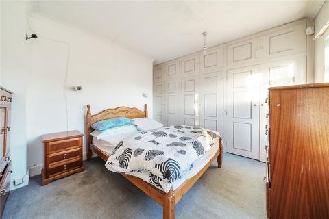 30 Vallis Way, London, W13 0DD