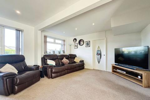 4 bedroom detached house for sale, Hillingdon Road, Whitefield, M45