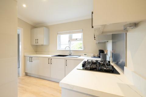 undefined, Bovey Tracey, Devon, TQ13