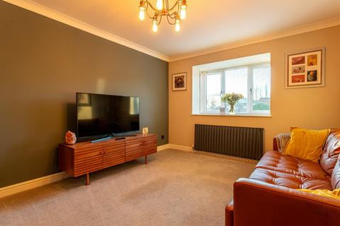 42 Ambleside Grange, Worksop, S81 7QH