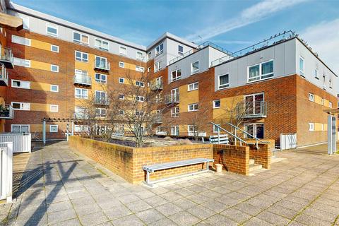 261 Cherrydown East, Basildon, SS16 5GN
