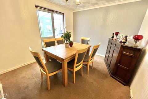 5 Reed Close, Watchet, TA23 0EE
