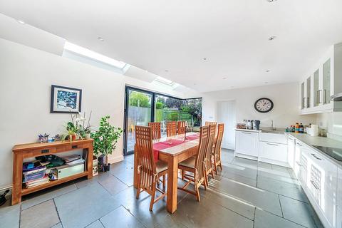 18 Bellevue Road, Kingston Upon Thames, KT1 2UD