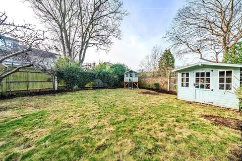 18 Bellevue Road, Kingston Upon Thames, KT1 2UD