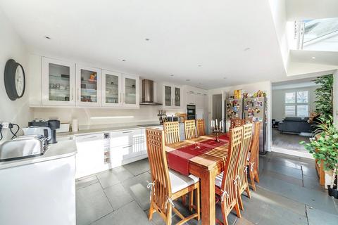 18 Bellevue Road, Kingston Upon Thames, KT1 2UD