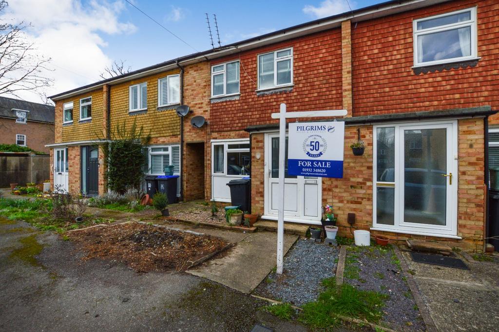 Birchwood Drive, West Byfleet... 2 bed terraced house for sale £395,000