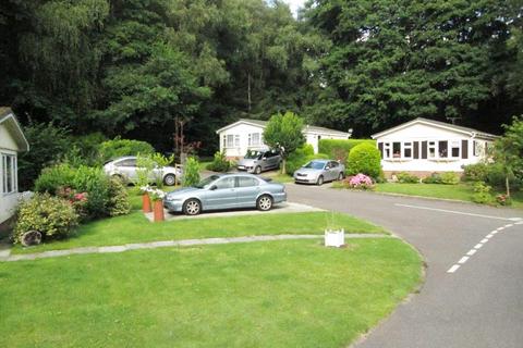 undefined, Crawley, West Sussex, RH10