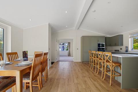 undefined, Crawley, West Sussex, RH10