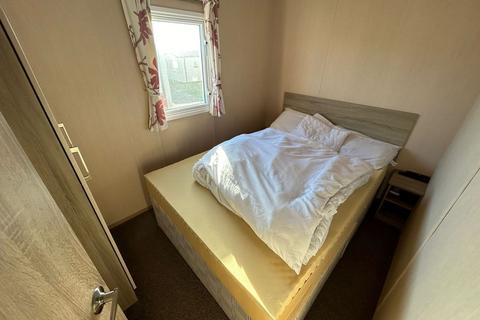 Hillside Beach Road, Kessingland, Lowestoft, NR33 7RW