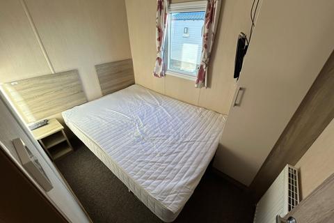 Hillside Beach Road, Kessingland, Lowestoft, NR33 7RW
