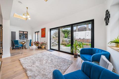 104 Murray Avenue, Bromley, BR1 3DL
