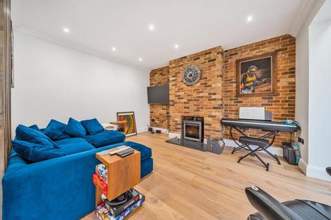 104 Murray Avenue, Bromley, BR1 3DL