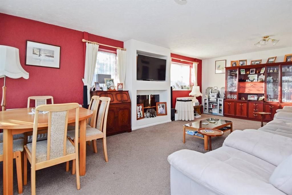 Grange Road, Herne Bay 2 bed detached bungalow for sale £399,995