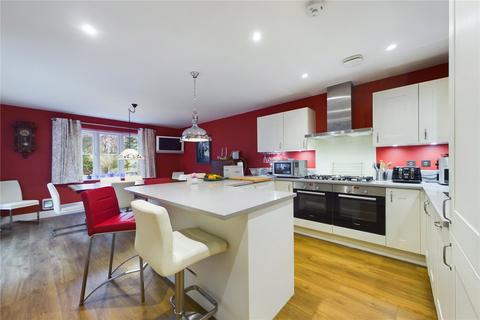 4 bedroom detached house for sale, Priors Gardens, Spencers Wood, Reading, Berkshire, RG7