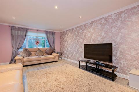 6 Ash Lane, Stonehouse, Larkhall, ML9 3RB