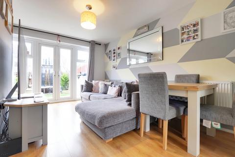 65 Carter Drive, Basingstoke, RG24 9UL