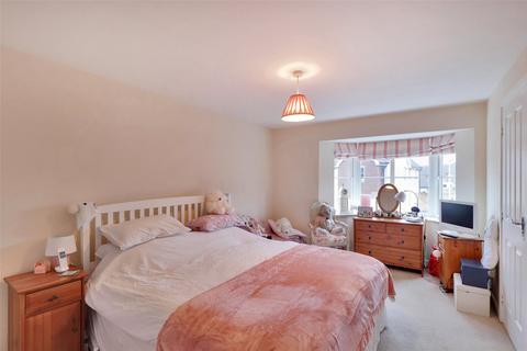 37 Belfry Drive, Hoo, Rochester, ME3 9JG
