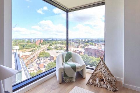 2 bedroom apartment for sale, Meadowside, Aspin Lane, Manchester, M4