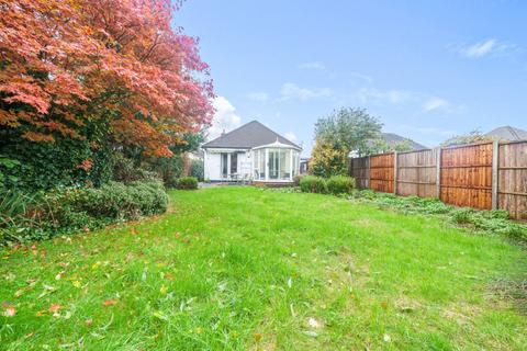 8 Brook Drive, Ruislip, HA4 8AG