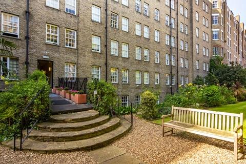 2 bedroom apartment to rent, Pelham Court, SW3