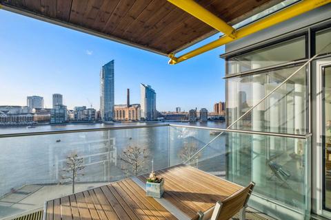 2 bedroom apartment for sale, The Montevetro Building, Battersea, SW11