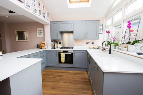 3 bedroom semi-detached house for sale, An Ideal Central Location to Sissinghurst Village & School