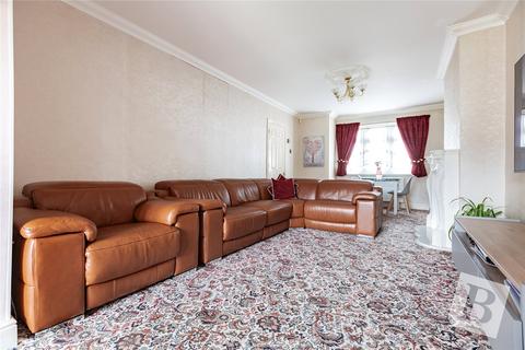 112 Warren Drive, Hornchurch, RM12 4QX