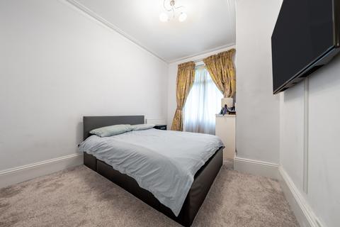3 bedroom apartment for sale, Sandringham Court, 99 Maida Vale, Maida Vale, London, W9