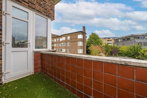 3 bedroom apartment for sale, Avenue Close, Avenue Road, St John's Wood, London, NW8