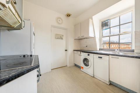 2 bedroom apartment for sale, Eyre Court, Finchley Road, St John's Wood, London, NW8