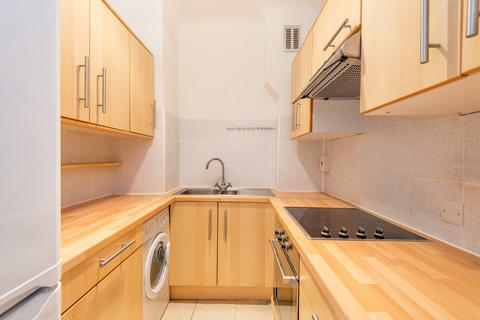 1 bedroom apartment to rent, Grove End Gardens, Grove End Road, St John's Wood, London, NW8