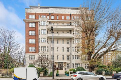 3 bedroom apartment to rent, Wellington Court, 55-67 Wellington Road, St John's Wood, London, NW8