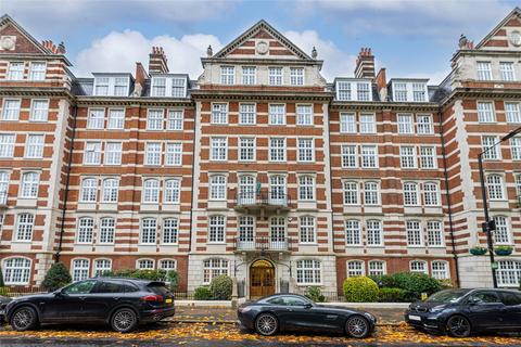 4 bedroom apartment to rent, Hanover House, St John's Wood High Street, London, NW8