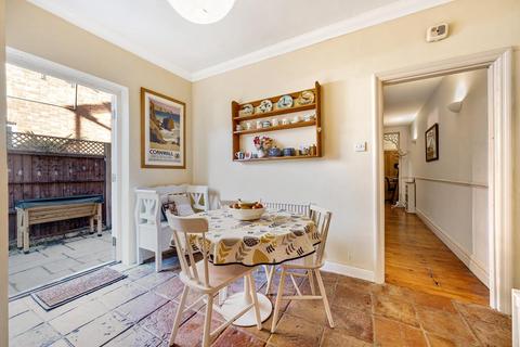 126 Merton Hall Road, London, SW19 3PZ