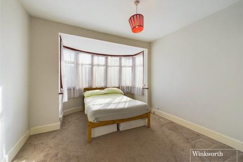 4 bedroom terraced house for sale - Kingsbury, London NW9