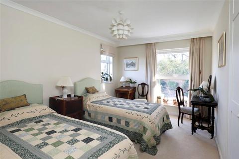 5 Rectory Orchard, London, SW19 5AS